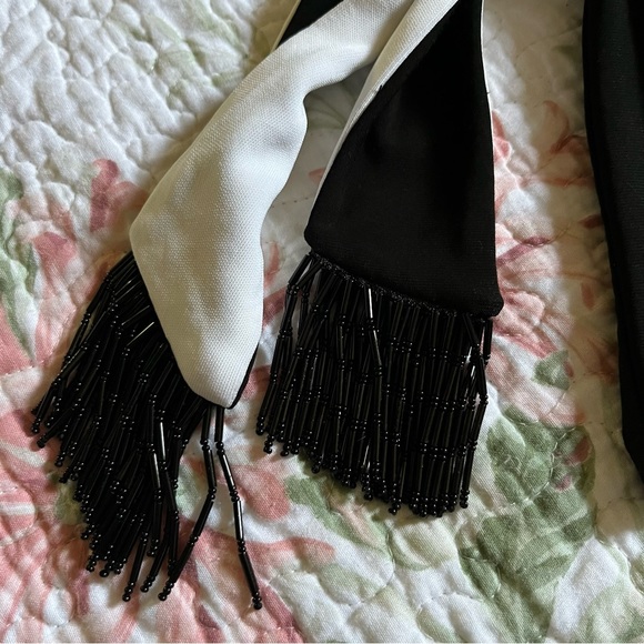 White House Black Market Sleeveless top - Picture 7 of 9